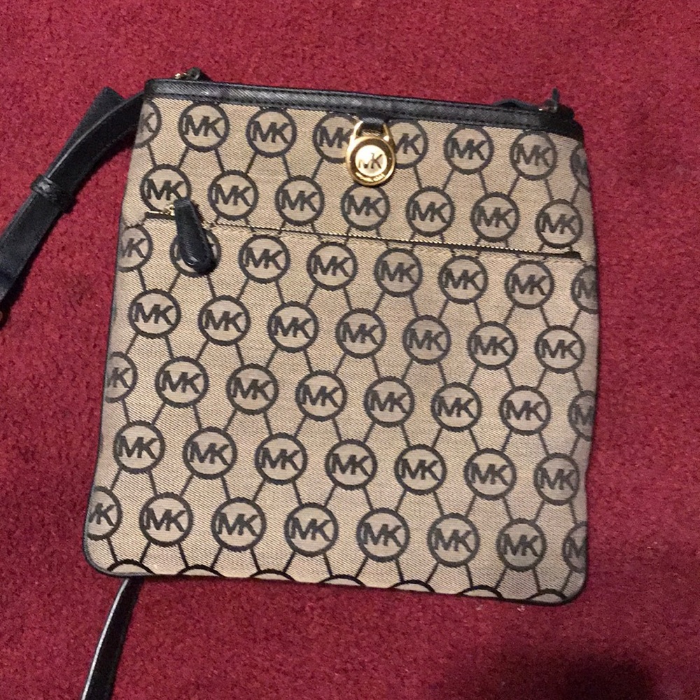 Michael Kors crossbody purse